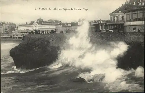 Biarritz Pyrenees Atlantiques Biarritz Vague Grande Plage * / Biarritz /Arrond. de Bayonne