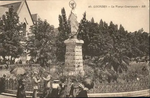 Lourdes Hautes Pyrenees Lourdes La Vierge Couronnee * / Lourdes /Arrond. d Argeles-Gazost