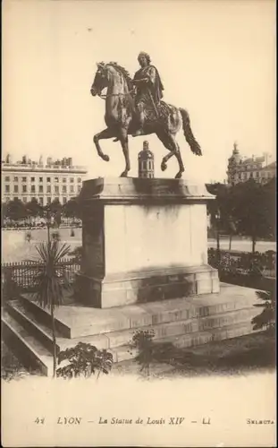Lyon France Lyon Statue * / Lyon /Arrond. de Lyon