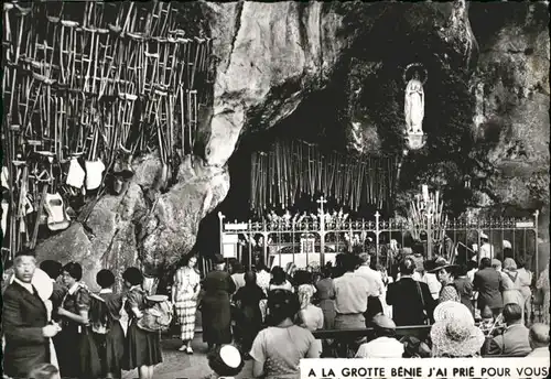 Lourdes Hautes Pyrenees Lourdes La Grotte Miraculeuse * / Lourdes /Arrond. d Argeles-Gazost