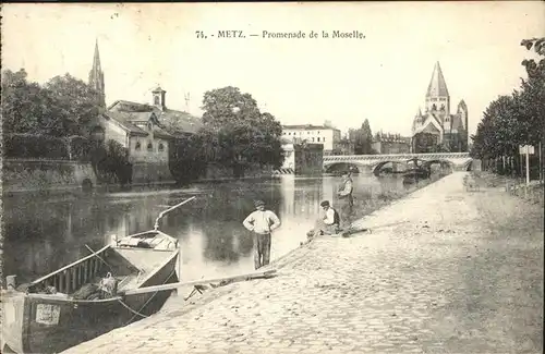 hw05227 Metz Moselle Lothringen Promenade de la Moselle Boot Bruecke Kategorie. Metz Alte Ansichtskarten