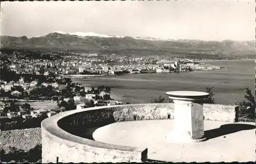 Antibes Table Orientation Garoupe *