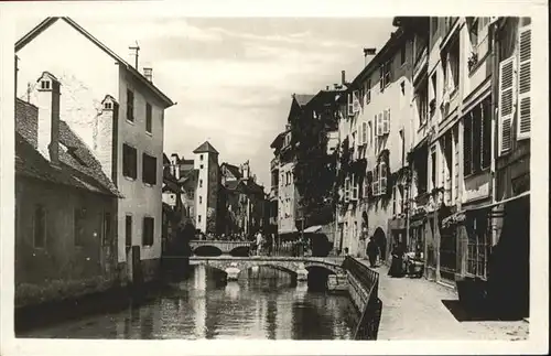 wb16396 Annecy Haute-Savoie Annecy Quai de Ile Bruecke * Kategorie. Annecy Alte Ansichtskarten