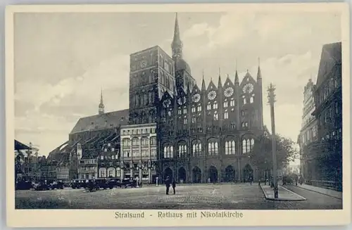 Stralsund Mecklenburg Vorpommern Stralsund Rathaus Nicolaikirche * / Stralsund /Stralsund Stadtkreis