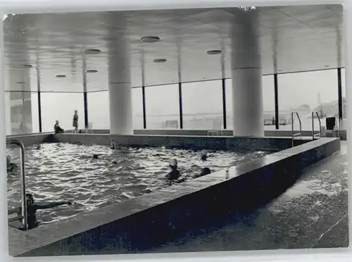 Warnemuende Ostseebad Warnemuende Hotel Neptun Swimmingpool * / Rostock /Rostock Stadtkreis