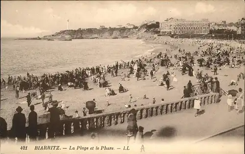 Biarritz Pyrenees Atlantiques Plage et le Phare / Biarritz /Arrond. de Bayonne
