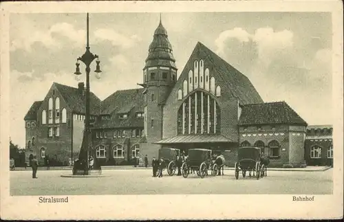 Stralsund Mecklenburg Vorpommern Bahnhof Kutsche / Stralsund /Stralsund Stadtkreis