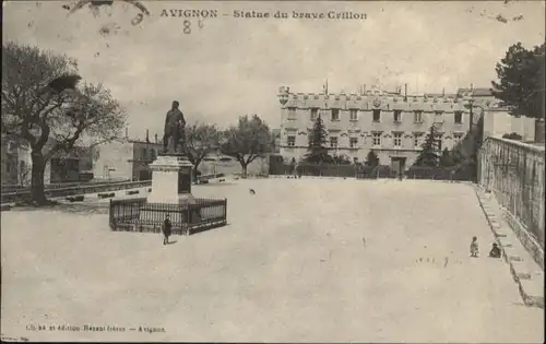 Avignon Statue Brave Crillon x