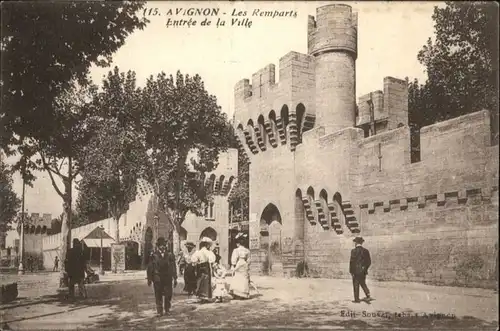 Avignon Les Remparts Entree Ville x