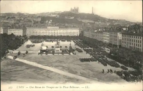 Lyon la Place Bellecour *