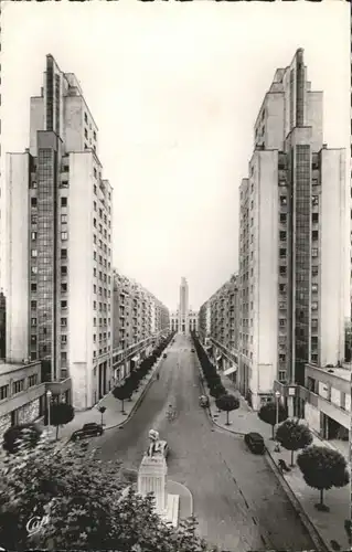 Lyon Villeurbanne Gratte-Ciel Avenue Henri-Barbusse l'Hotel de Ville x
