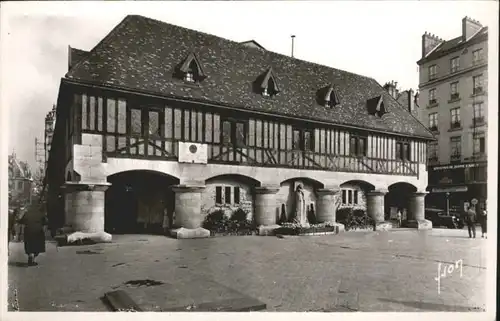 Rouen Place du Vieux Marche *