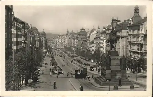 Prag Prahy Prague Vaclavske namesti Wenzelsplatz Mahnmal Reiterdenkmal Strassenbahn Kat. Praha