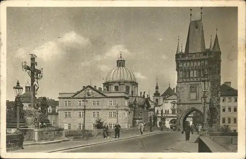 Prag Prahy Prague Staromestska mostecka vez a klaster u Krizovniku Altstaedter Brueckenturm Kreuzherrenkloster Karlsbruecke Kat. Praha