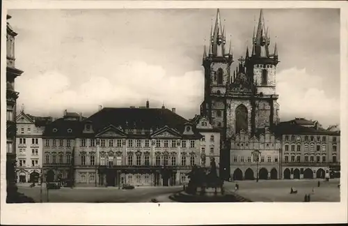 Prag Prahy Prague Husuv Pomnik Tynsky kostel Jan Hus Denkmal Teynkirche Kat. Praha