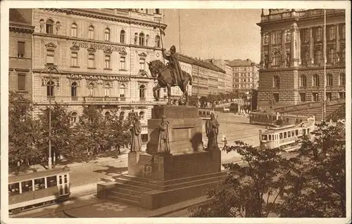 Prag Prahy Prague Vaclavske namesti Wenzelsplatz Mahnmal Reiterdenkmal Skulptur Strassenbahn Kat. Praha