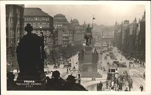 Prag Prahy Prague Vaclavske namesti Wenzelsplatz Mahnmal Reiterdenkmal Skulptur Strassenbahn Kat. Praha