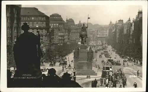 Prag Prahy Prague Vaclavske namesti Wenzelsplatz Mahnmal Reiterdenkmal Skulptur Strassenbahn Kat. Praha