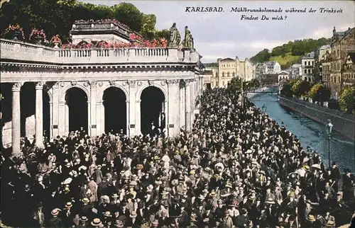 Karlsbad Eger Boehmen Muehlbrunnkolonnade waehrend der Trinkzeit Kat. Karlovy Vary