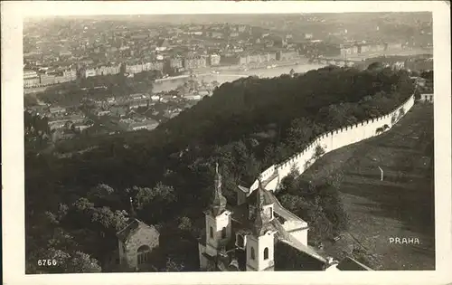 Prag Prahy Prague Panorama Blick von Prager Burg Stadtmauer Kirche Moldaubruecke Kat. Praha