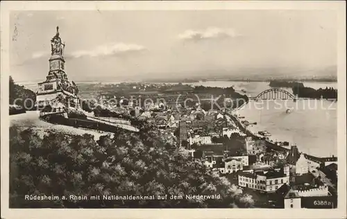 Ruedesheim Panorama mit Nationaldenkmal auf dem Niederwald Rheinbruecke Kat. Ruedesheim am Rhein
