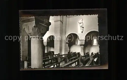 Luegde Kilianskirche mit 3 Kapitellen Heiligenfigur Kat. Luegde