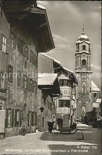 Mittenwald Bayern Dorftstrasse Neunerhaus Pfarrkirch im Schnee Kat. Mittenwald