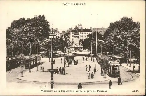 Lyon Monument Republique Gare Bahnhof Perrache Strassenbahn *