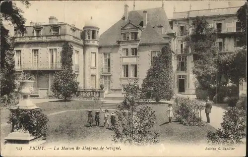 Vichy Maison Madame Sevigne *