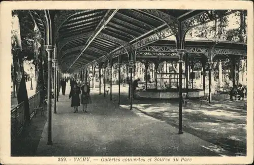 Vichy Galeries Couvertes Source Parc *