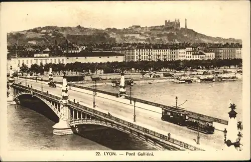 Lyon Pont Gallieni Strassenbahn  *