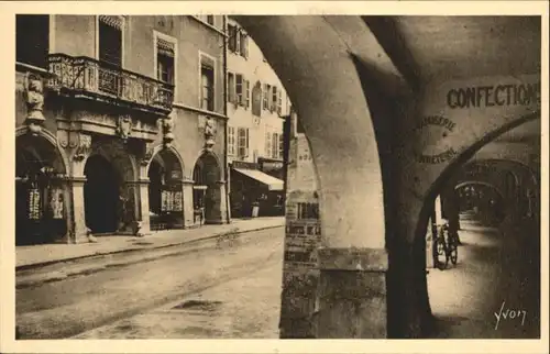 ww73775 Annecy Haute-Savoie Annecy Arcades Rue Royale * Kategorie. Annecy Alte Ansichtskarten