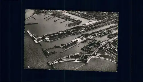 Cuxhaven Fliegeraufnahme Hafen Landungsbruecke *