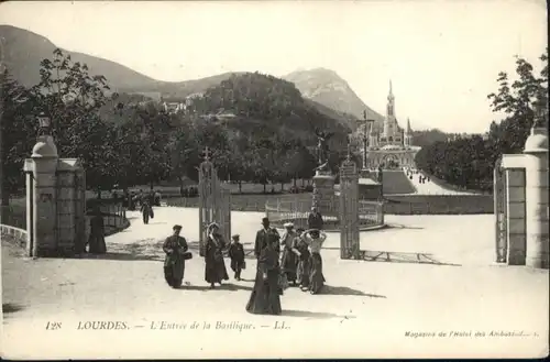 Lourdes Basilique *