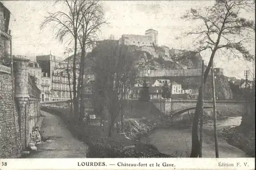 Lourdes Chateau fort Gave *