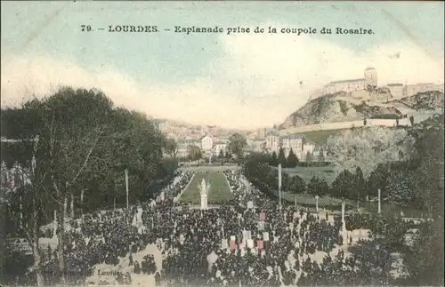 Lourdes Esplanade prise de la coupole du Rosaire *