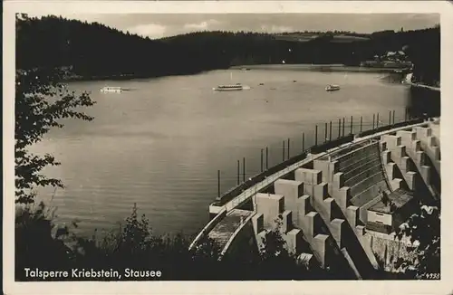 Staudamm Pumpspeicherkraftwerk Talsperre Kriebstein Stausee Motorbootverkehr  Kat. Gebaeude