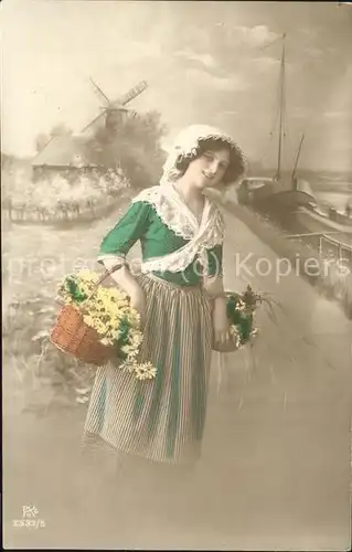 Windmuehle Tracht frau Blumen Kat. Gebaeude und Architektur