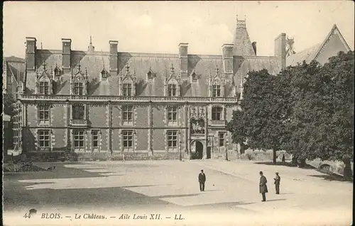 hw10835 Blois Loir et Cher Chateau Aile Louis Kategorie. Blois Alte Ansichtskarten