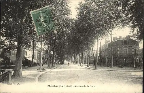 ww74736 Montargis Loiret Montargis Avenue Gare x Kategorie. Montargis Alte Ansichtskarten