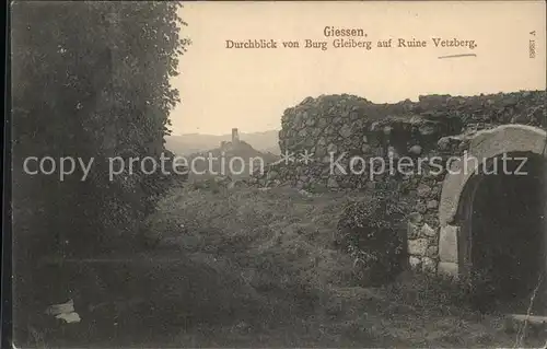 Giessen Lahn Blick von Burg Gleiberg auf Ruine Vetzberg / Giessen /Giessen LKR