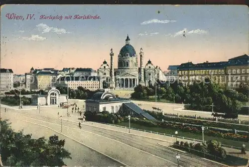Wien Karlsplatz Karlskirche Strassenbahn / Wien /Wien
