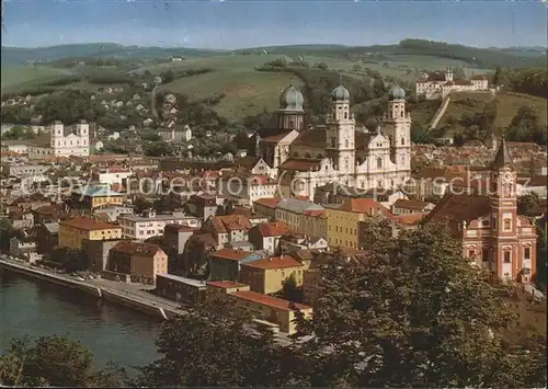 Passau Altstadt mit Studienkirche Dom  und Stadtpfarrkirche St Paul Kat. Passau