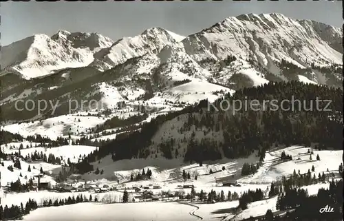 Unterjoch Blick auf Gaishorn und Iseler Allgaeuer Alpen Wintersportplatz Kat. Bad Hindelang