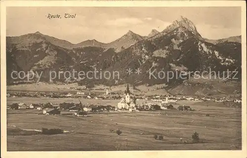 Reutte Tirol Gesamtansicht mit Alpen Kat. Reutte