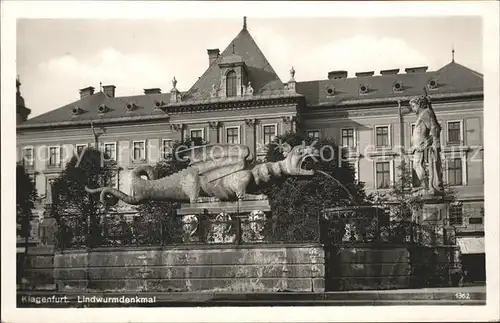 Klagenfurt Woerthersee Lindenwurmdenkmal / Klagenfurt /Klagenfurt-Villach