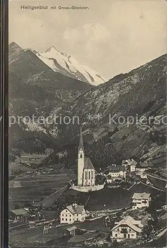 Heiligenblut Kaernten mit Kirche und Grossglockner Kat. Heiligenblut