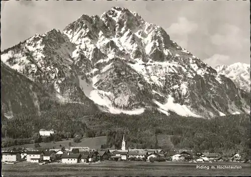 Piding Ortsansicht mit Kirche Hochstaufen Chiemgauer Alpen Kat. Piding