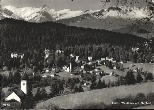Flims Waldhaus Gesamtansicht mit Piz Terri Adula Alpen Kat. Flims Waldhaus