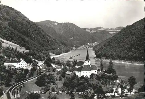 Sankt Nikola Donau Ortsansicht mit Kirche Eisenbahn Kat. Sankt Nikola an der Donau